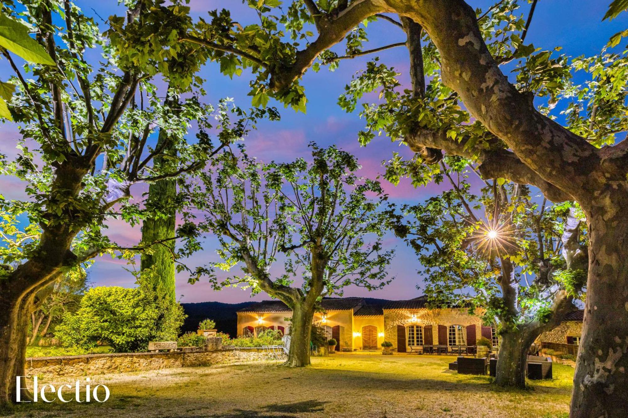 Bastide Domaine Tour Campanets Aparthotel เลอ ปีย์ ซองต์ เรปาฮาด ภายนอก รูปภาพ