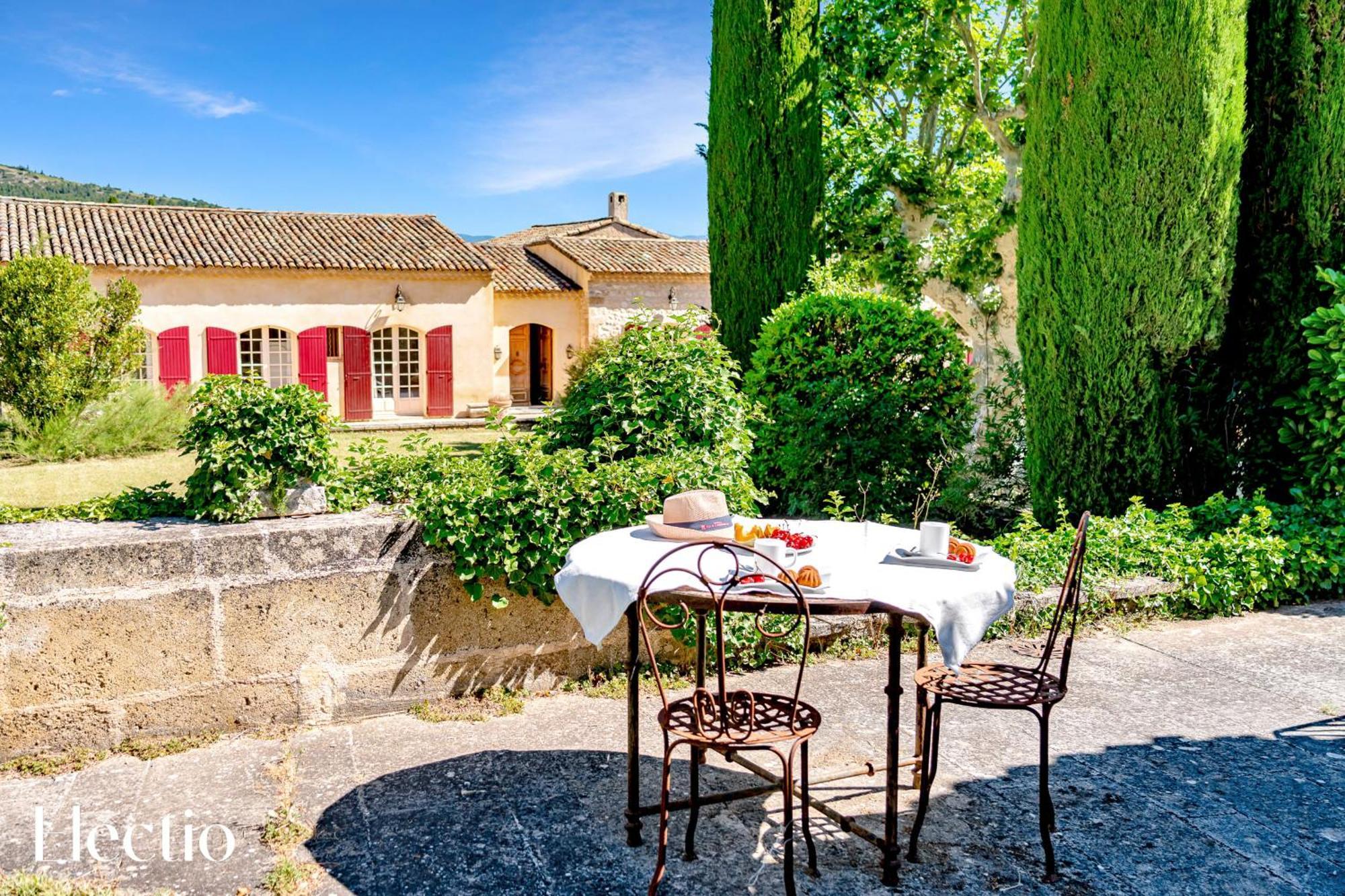 Bastide Domaine Tour Campanets Aparthotel เลอ ปีย์ ซองต์ เรปาฮาด ภายนอก รูปภาพ