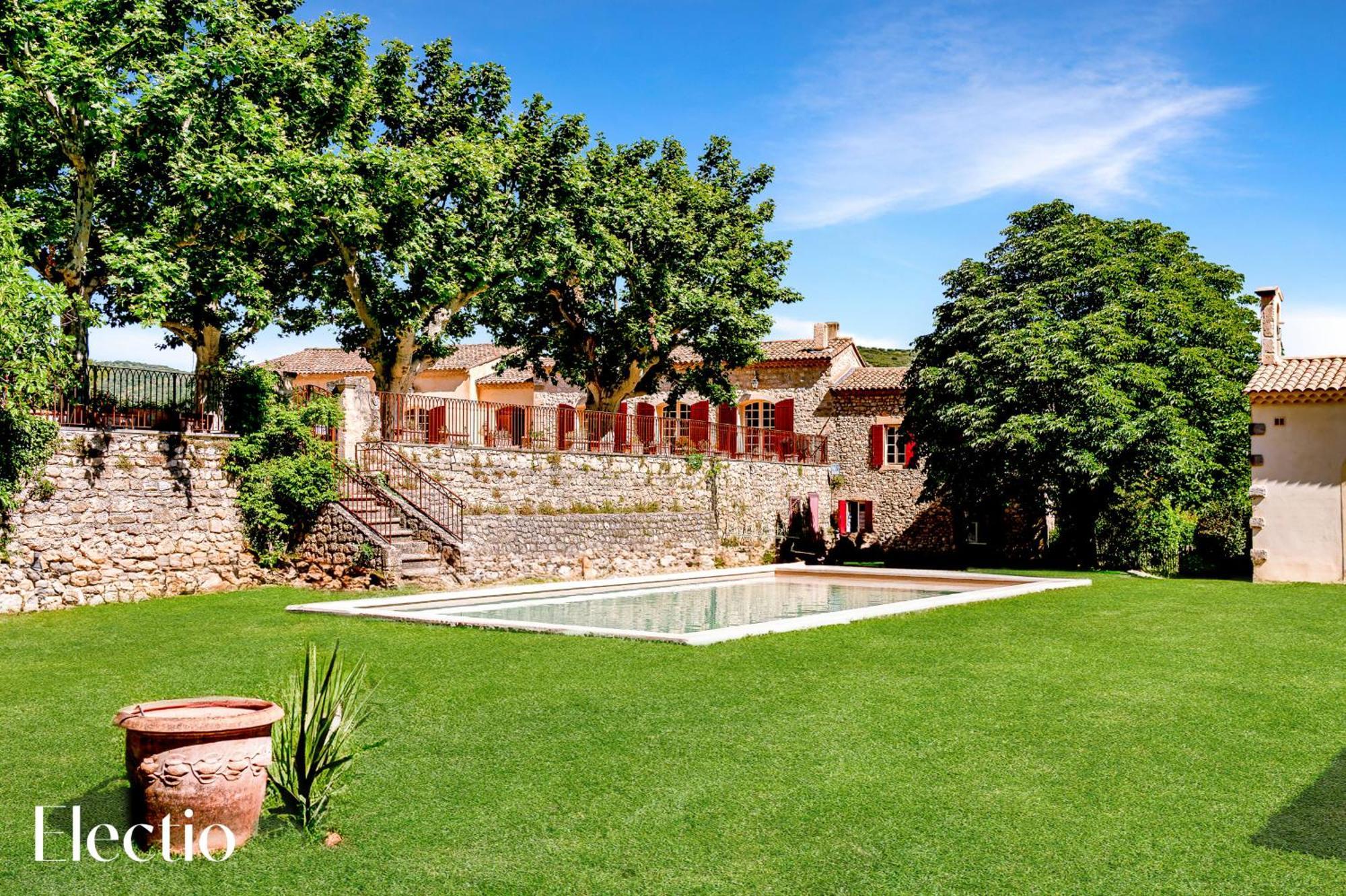 Bastide Domaine Tour Campanets Aparthotel เลอ ปีย์ ซองต์ เรปาฮาด ภายนอก รูปภาพ