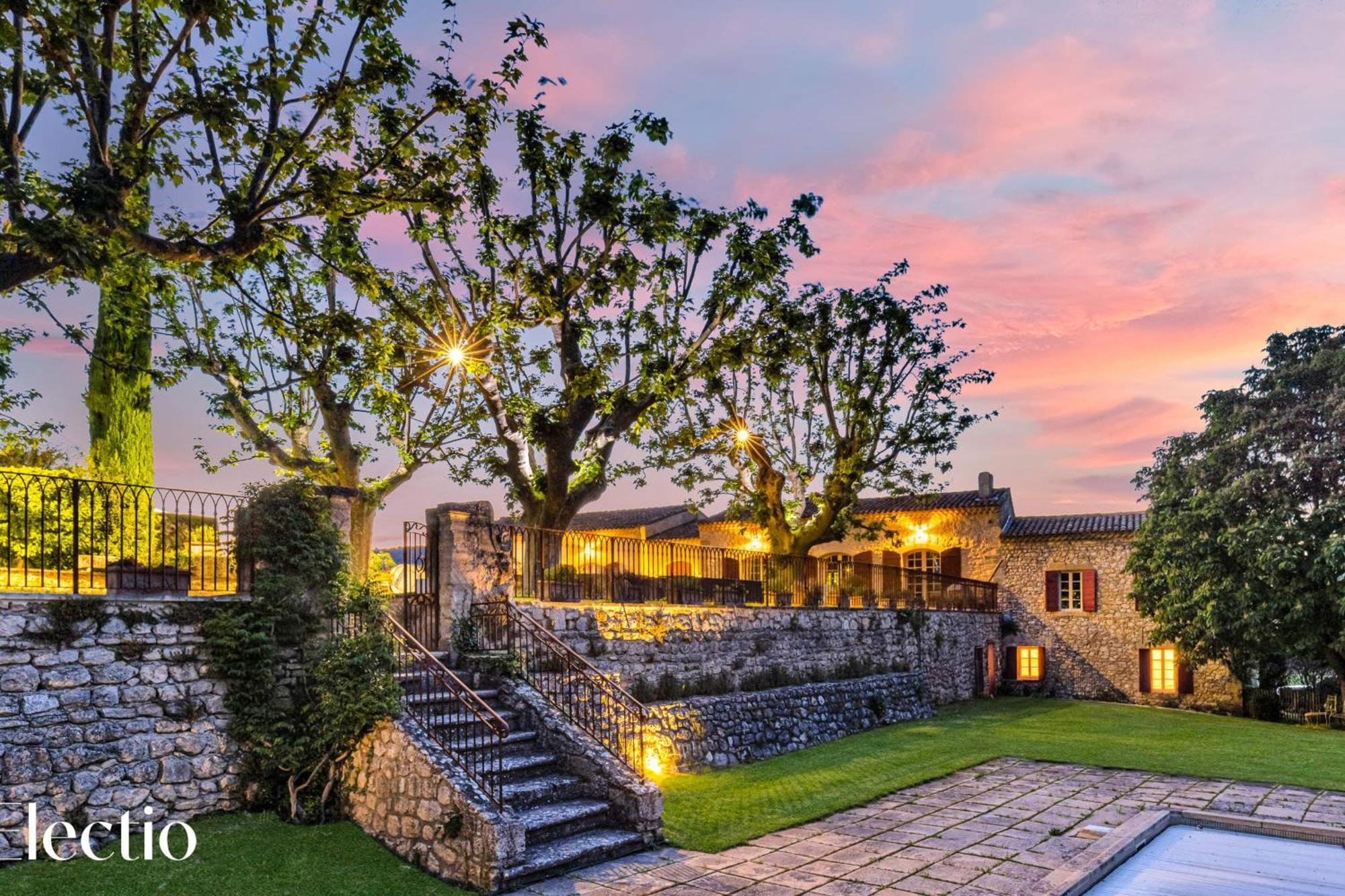 Bastide Domaine Tour Campanets Aparthotel เลอ ปีย์ ซองต์ เรปาฮาด ภายนอก รูปภาพ